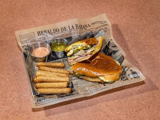 Media Noche Sandwich – Full Tray.