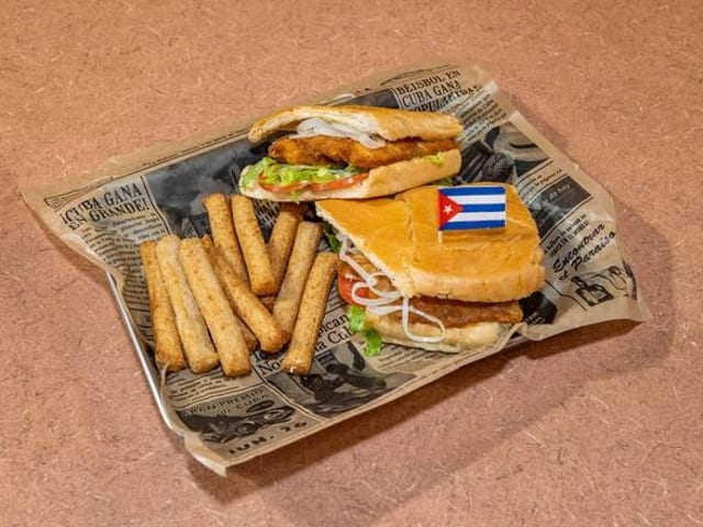 Chicken Sandwich – Full Tray.